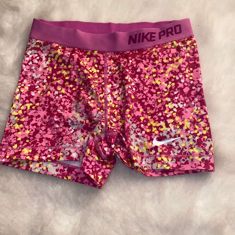 Nike short